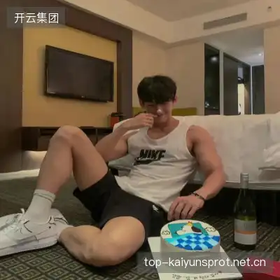 瞿柯耀